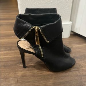 Vince Camuto Black Heels size 7 1/2